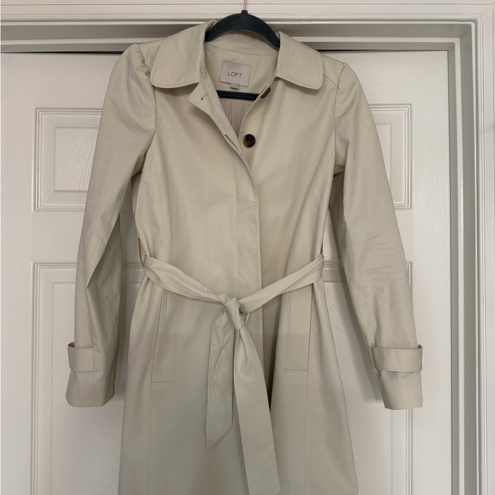 LOFT Women's Beige Trench Coat